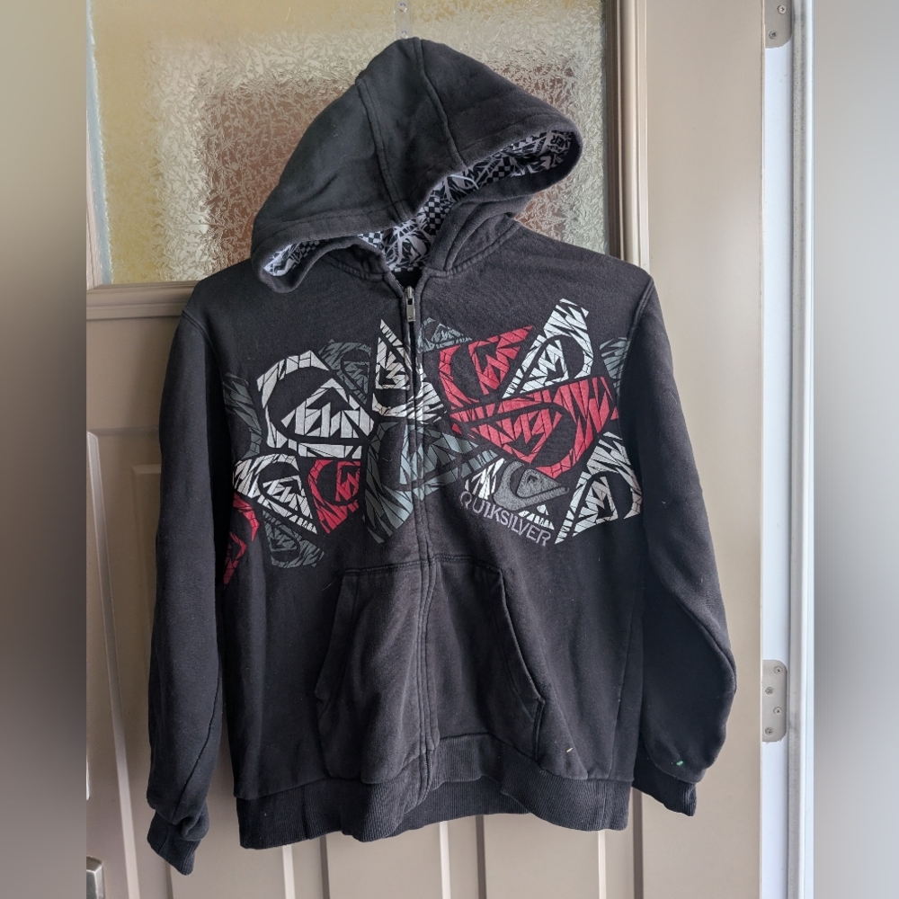 🩶3/$20 5/$30 7/$40🩶Boys Sz Med Quicksilver Hoodie